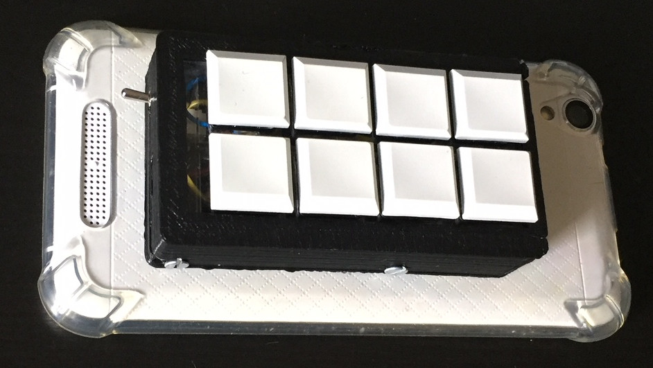 Tastiera per ipovedenti grandi caratteri bianchi su tasti neri - Cambratech  - Articoli per ciechi ed ipovedenti